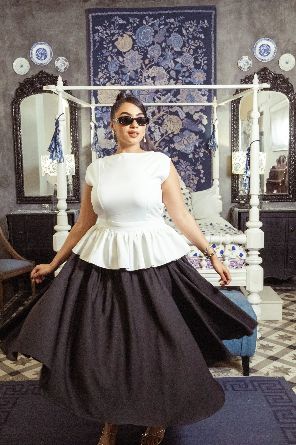 RENDEZVOUS SKIRT