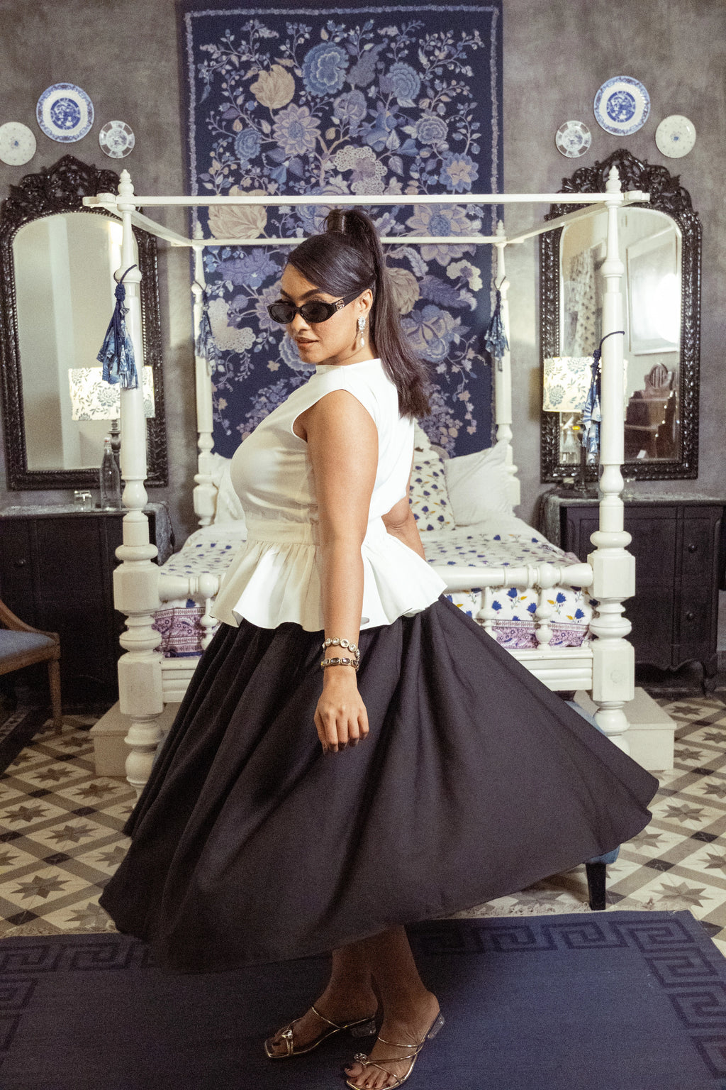 RENDEZVOUS SKIRT